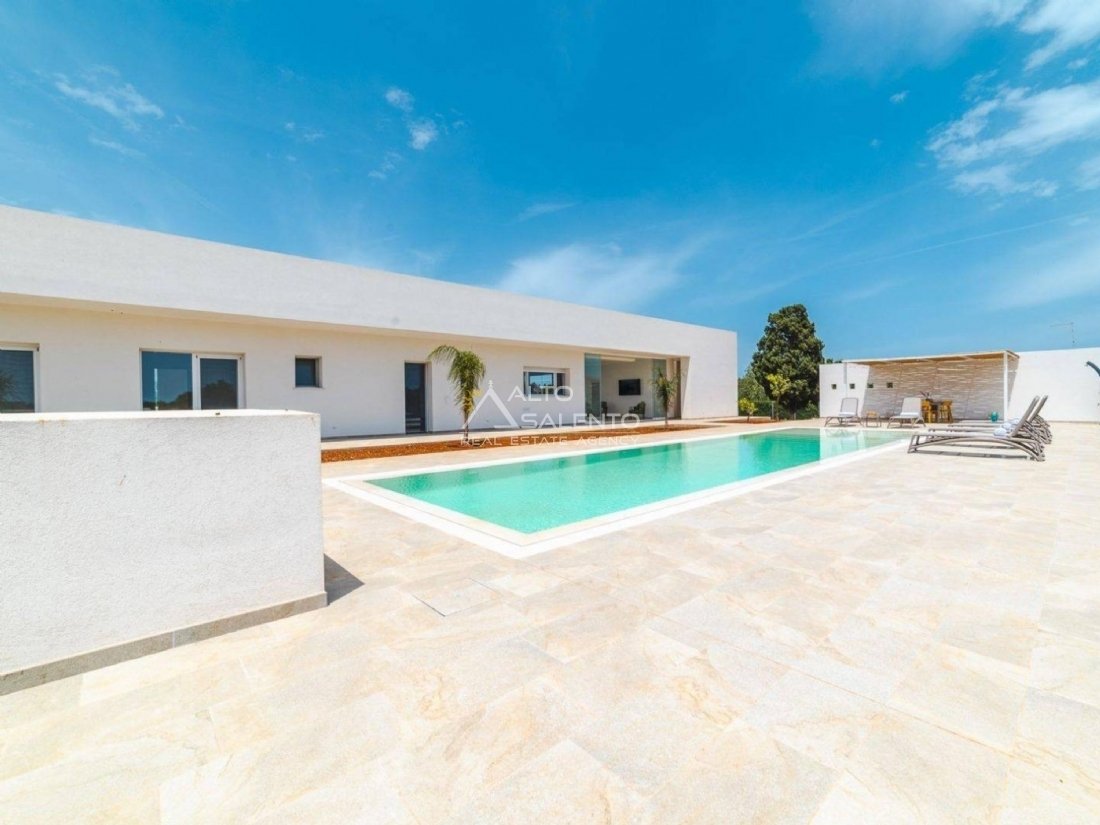 Villa in Carovigno, Apulia, Italy 2 - 16622979