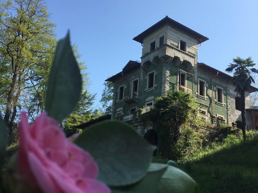 Haus in Malnate, Lombardei, Italien 1 - 16623206