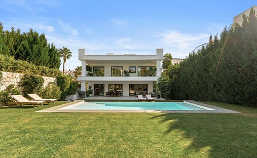 Villa a Puerto Banus, Marbella, Spagna 1