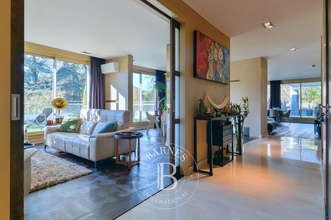 Apartment in Le Vernay, Caluire-et-Cuire, France 4 - 16623619