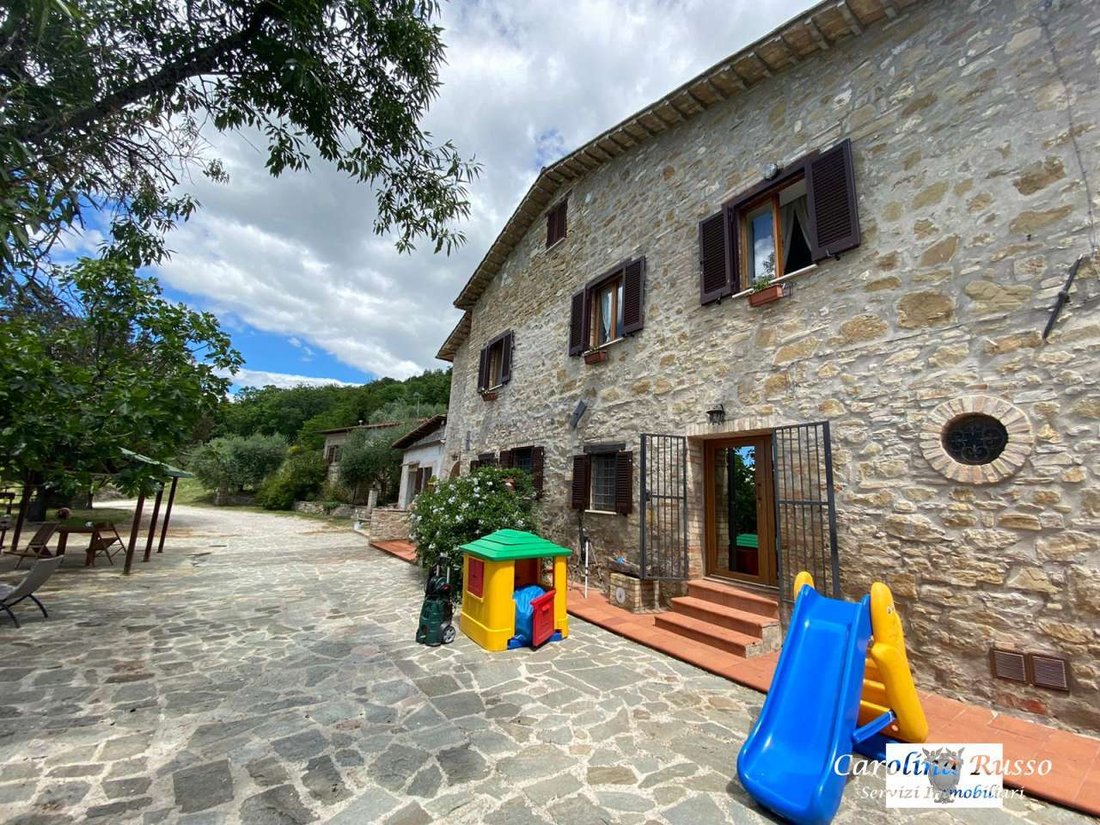 Country House in Assisi, Umbria, Italy 3 - 16623793