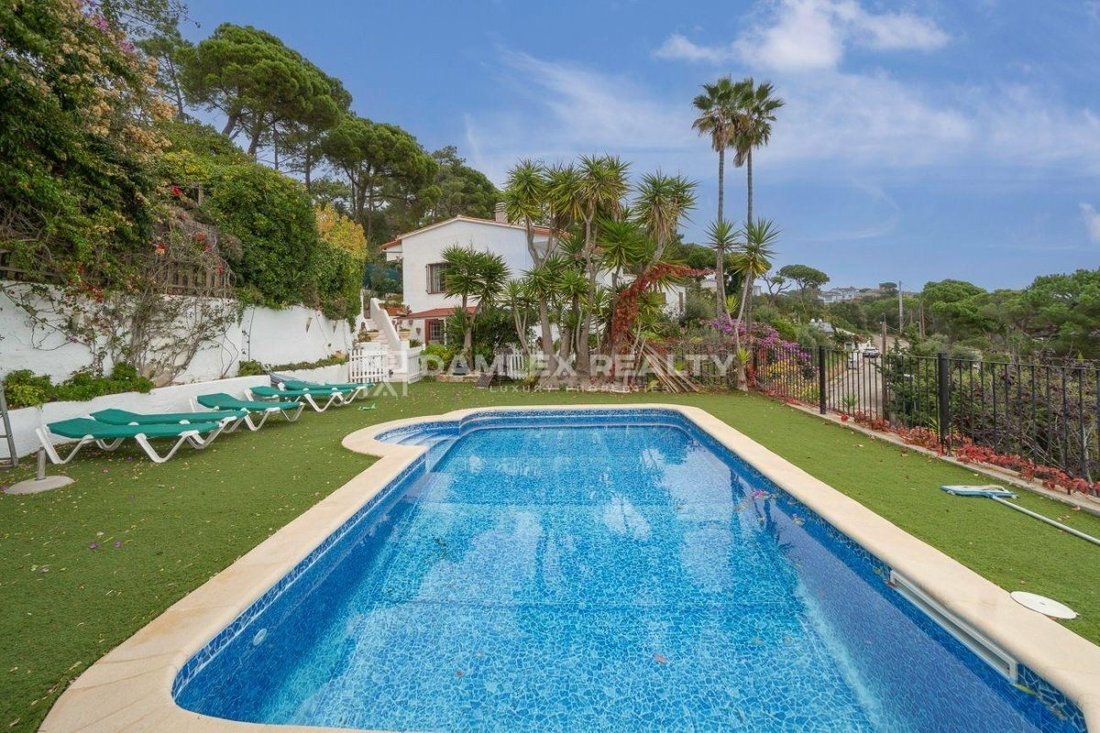 House in Lloret de Mar, Catalonia, Spain 4 - 16627293
