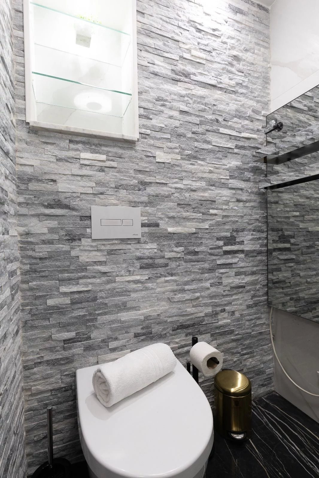 Apartment in Triangle d'Or, Paris 8e Arrondissement, Paris 4 - 16623566