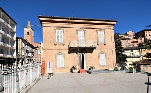 Maison à Cadiciotto-Marinella, Marches, Italie 1