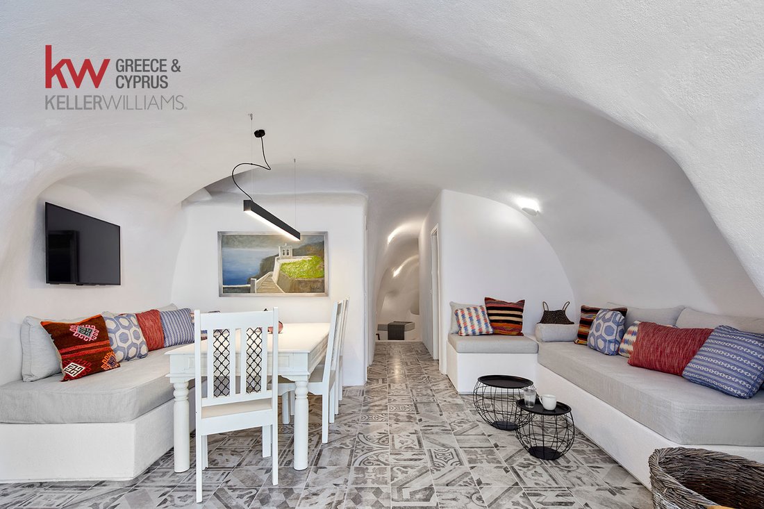 Villa in Thira, Aegean, Greece 5 - 16626818