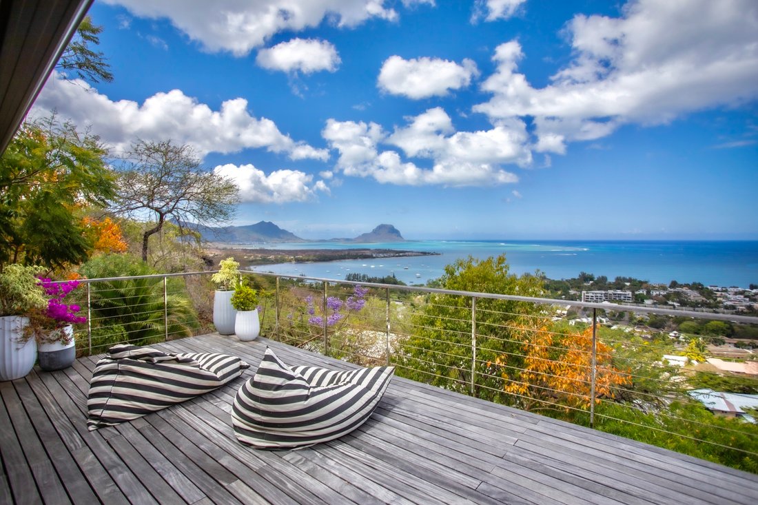 Villa in La Preneuse, Rivière Noire District, Mauritius 4 - 16624491