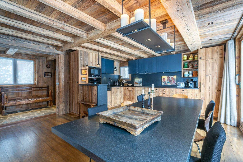 Chalet in Chamonix-Mont-Blanc, Auvergne-Rhône-Alpes, France 3 - 16625554