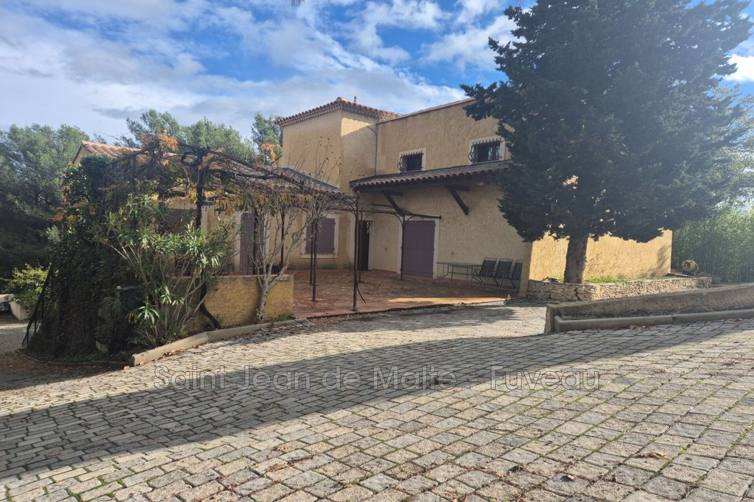 Villa in Cadolive, Provence-Alpes-Côte d'Azur, France 1 - 16560115