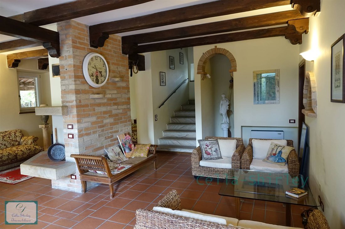 Villa in Monte Vidon Corrado, Marche, Italy 4 - 16622877
