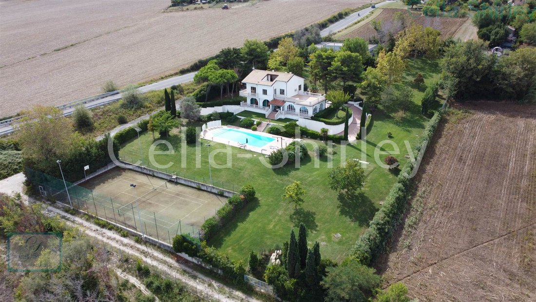 Villa in Borgo Pace - Stadio District, Senigallia, Italy 4 - 16623532