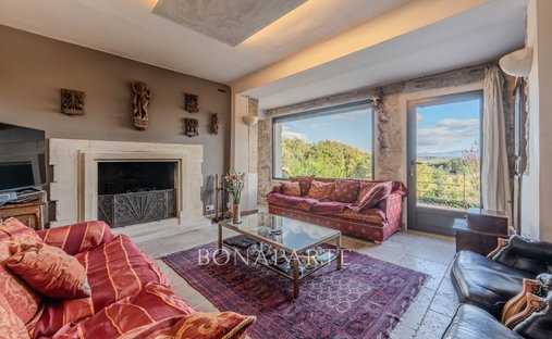 Castle for Sale in Forcalquier, Provence-Alpes-Côte d'Azur, France