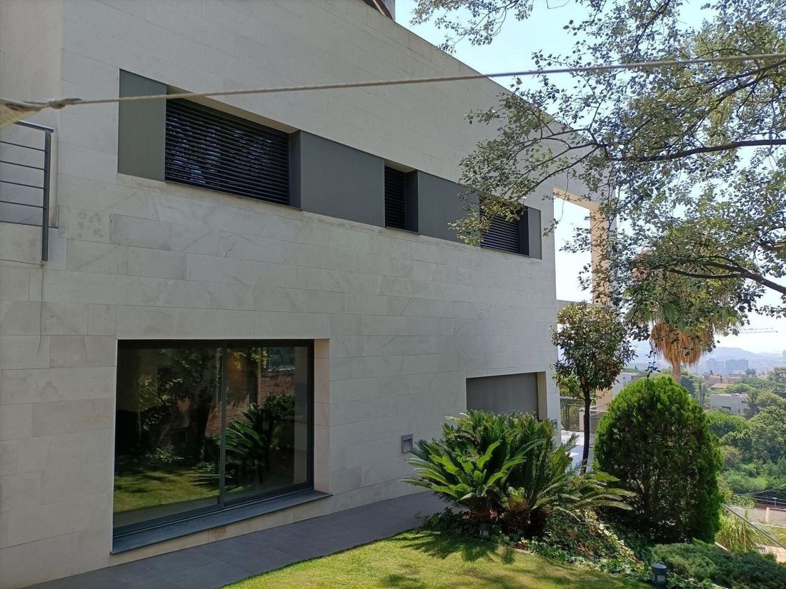 Villa in Esplugues de Llobregat, Catalonia, Spain 4 - 16625885