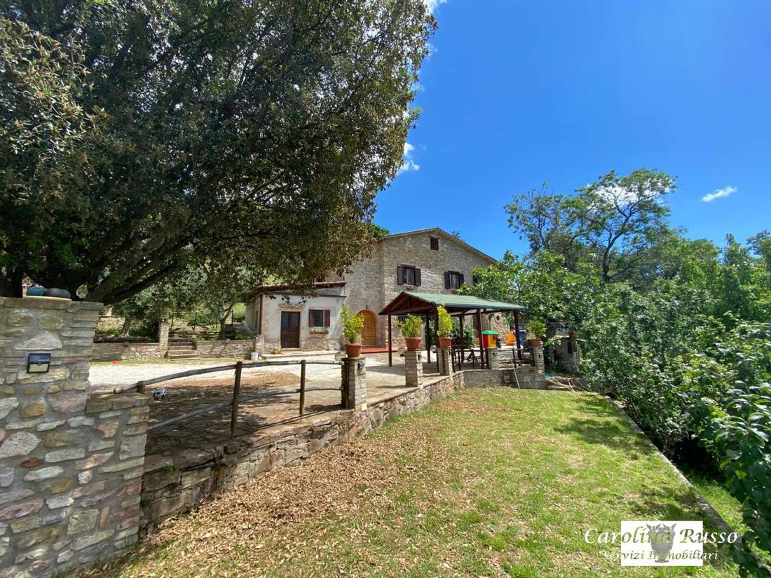 Country House in Assisi, Umbria, Italy 1 - 16623793