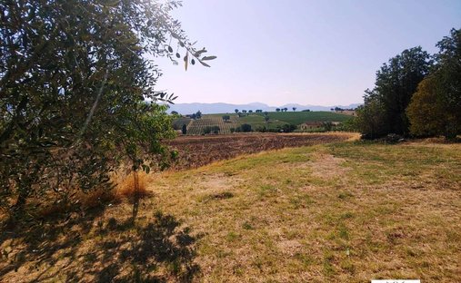 Castle for Sale in Montefalco, Umbria, Italy