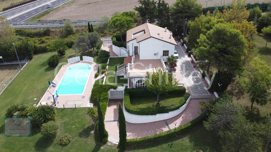 Villa in Borgo Pace - Stadio District, Senigallia, Italy 3 - 16623532