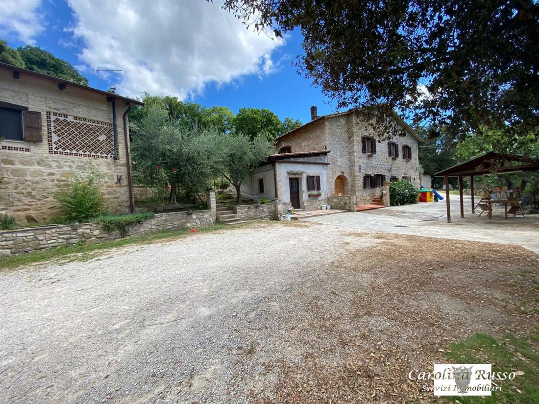Country House in Assisi, Umbria, Italy 2 - 16623793