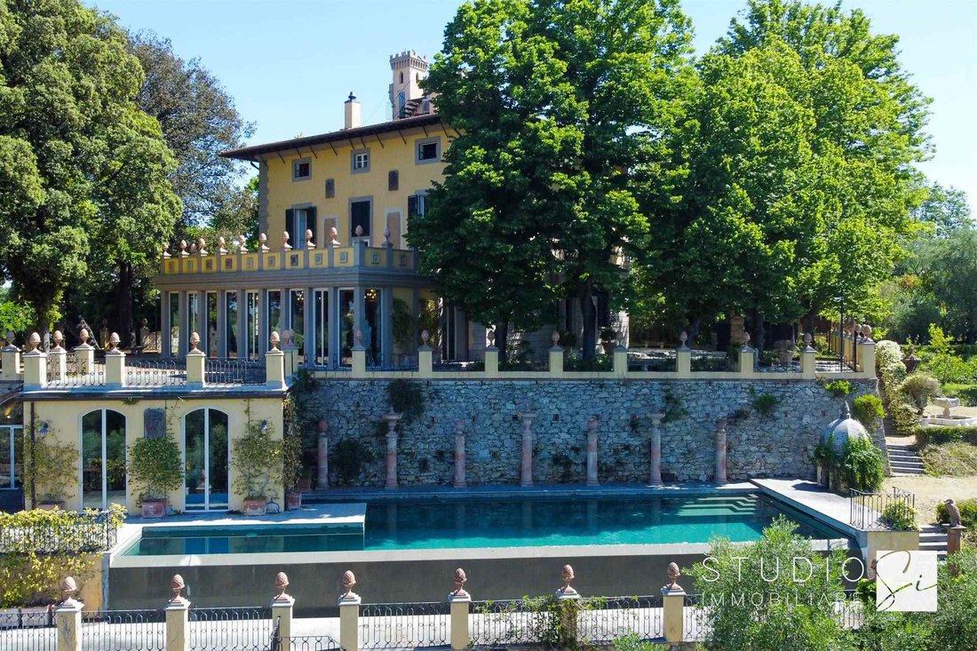 Villa in Crespina, Tuscany, Italy 2 - 16623637