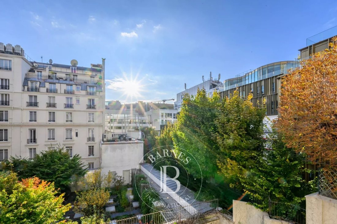 Apartment in Hoche-Friedland, Paris 8e Arrondissement, Paris 1 - 16622936