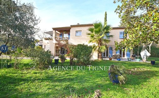 Villa in Nord, Peymeinade, France 1