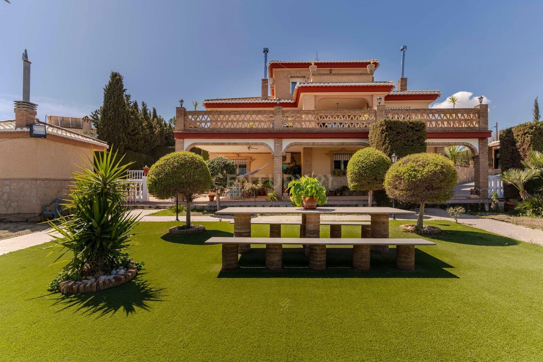 Villa in Las Gabias, Andalusia, Spain 1 - 15447791