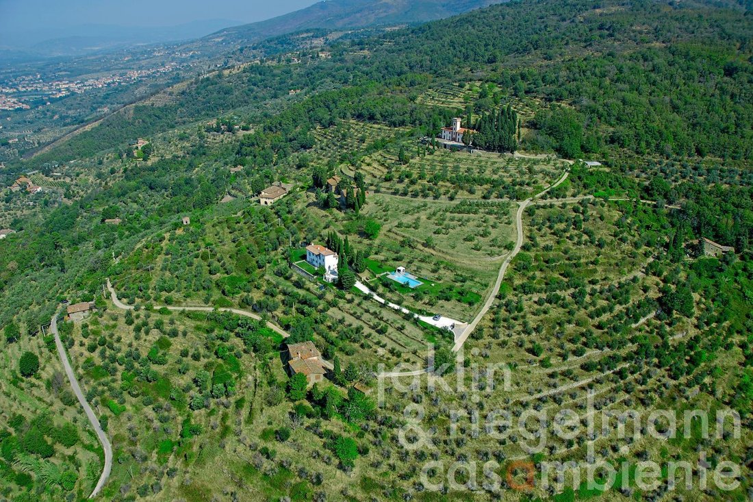 Estate in Castelfranco Piandisco, Tuscany, Italy 5 - 11425625