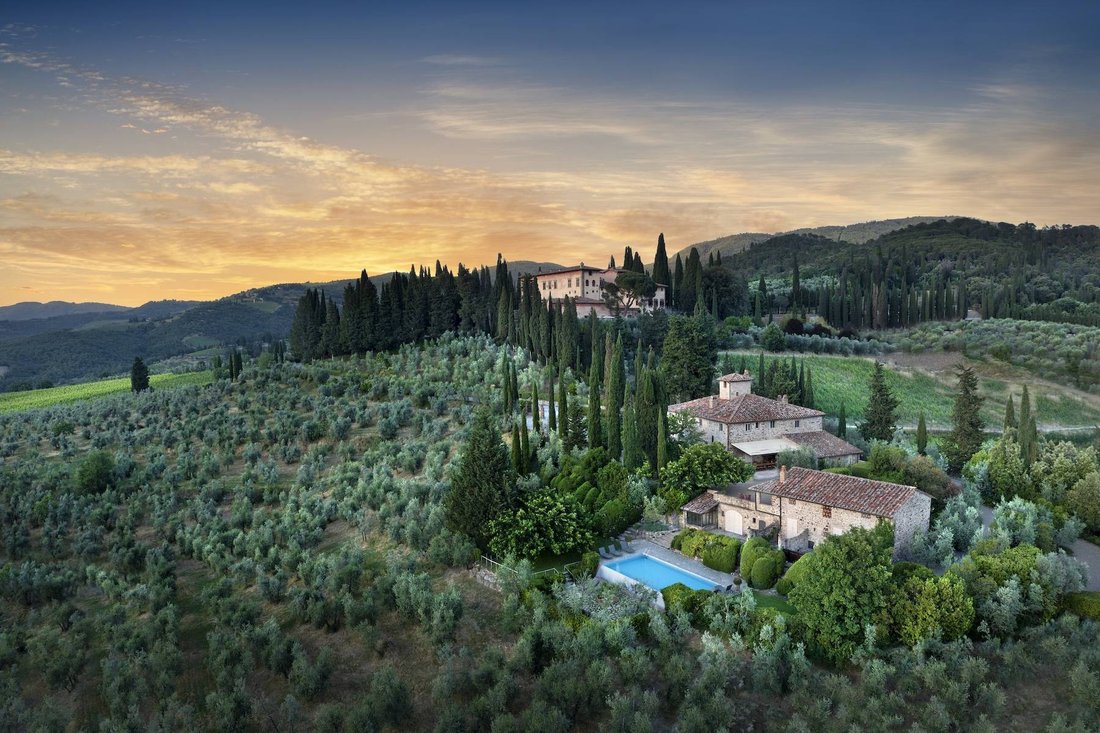 House in Center, Greve in Chianti, Tuscany 1 - 16622763