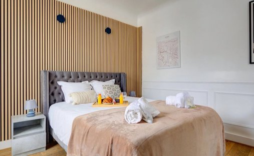 Apartment in Triangle d'Or, Paris 8e Arrondissement, Paris 1