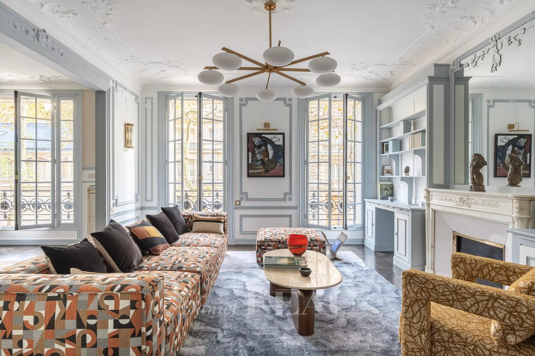 Apartment in Gros Caillou, Paris 7e Arrondissement, Paris 5 - 16625286