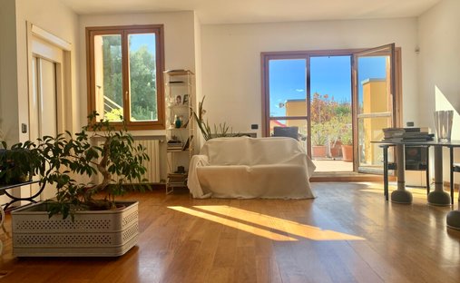 Penthouse in Paese, Riccione, Emilia-Romagna 1