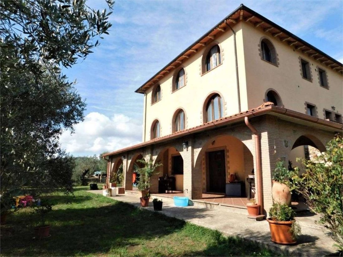 House in Civitella Paganico, Tuscany, Italy 2 - 16585012