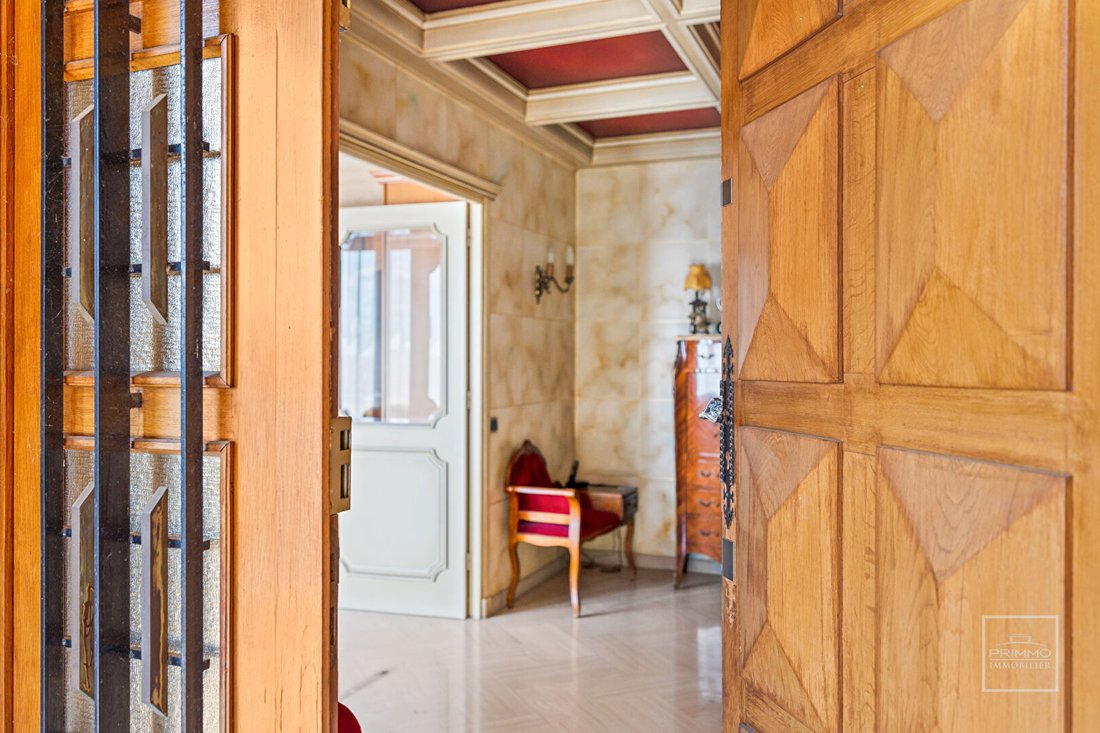 House in Champagne-au-Mont-d'Or, Auvergne-Rhône-Alpes, France 4 - 16625501