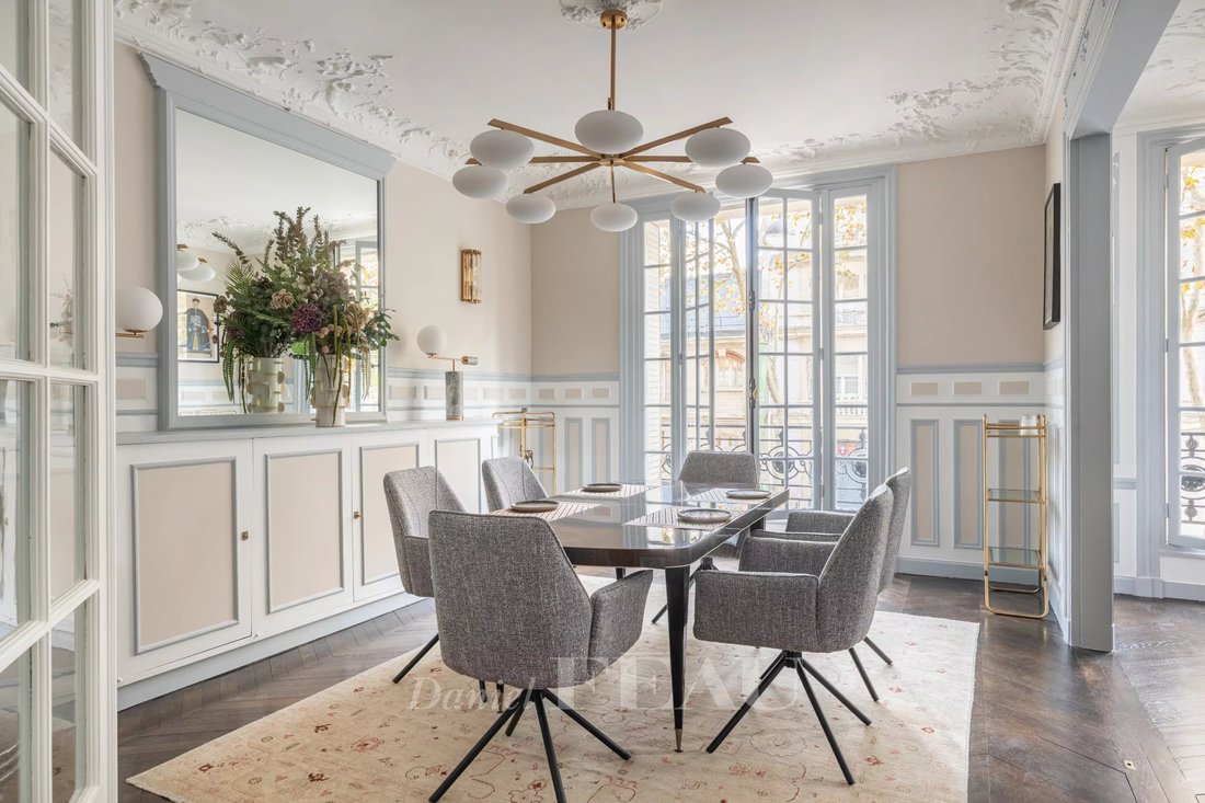 Apartment in Gros Caillou, Paris 7e Arrondissement, Paris 3 - 16625286