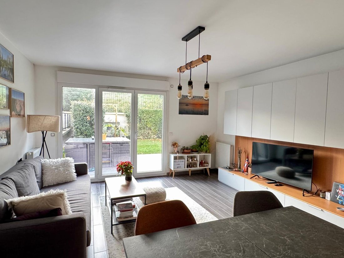 Apartment in Centre Ville-Sarments, Châtillon, France 3 - 16623438