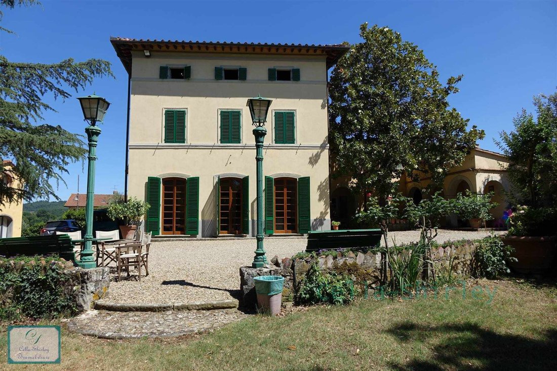Villa in Bucine, Tuscany, Italy 2 - 16623448