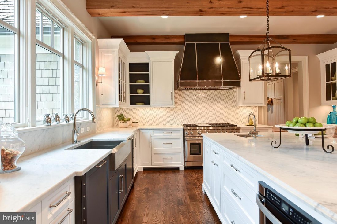 McLean, Virginia, United States 3 - 16624771