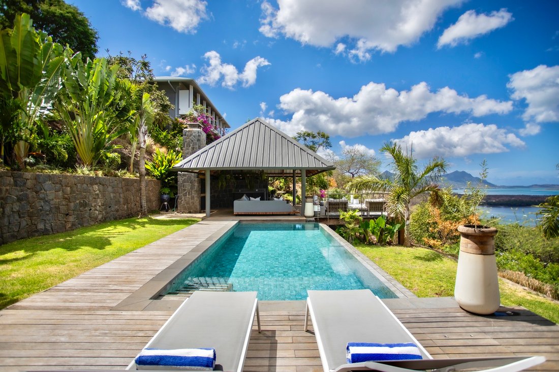 Villa in La Preneuse, Rivière Noire District, Mauritius 3 - 16624491