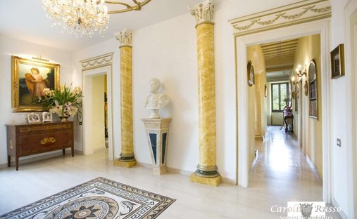 Castle for Sale in Trevi, Umbria, Italy