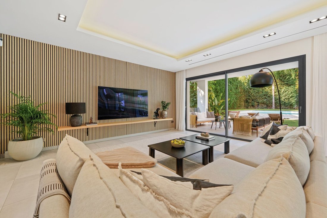 Villa in Puerto Banus, Marbella, Spain 2 - 16623082