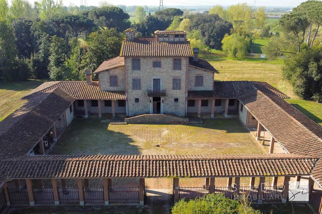 Villa in Pieve A Nievole, Tuscany, Italy 2 - 16625568