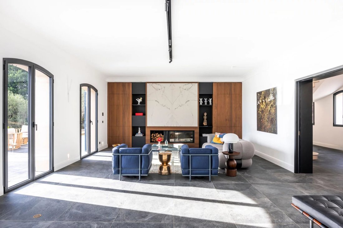 Villa in Grasse, Provence-Alpes-Côte d'Azur, France 4 - 16623361