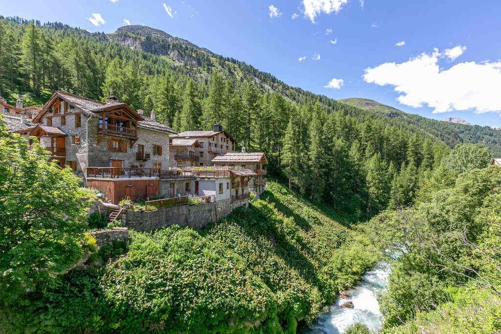 Apartment in Val-d'Isere, Auvergne-Rhône-Alpes, France 3 - 16625457