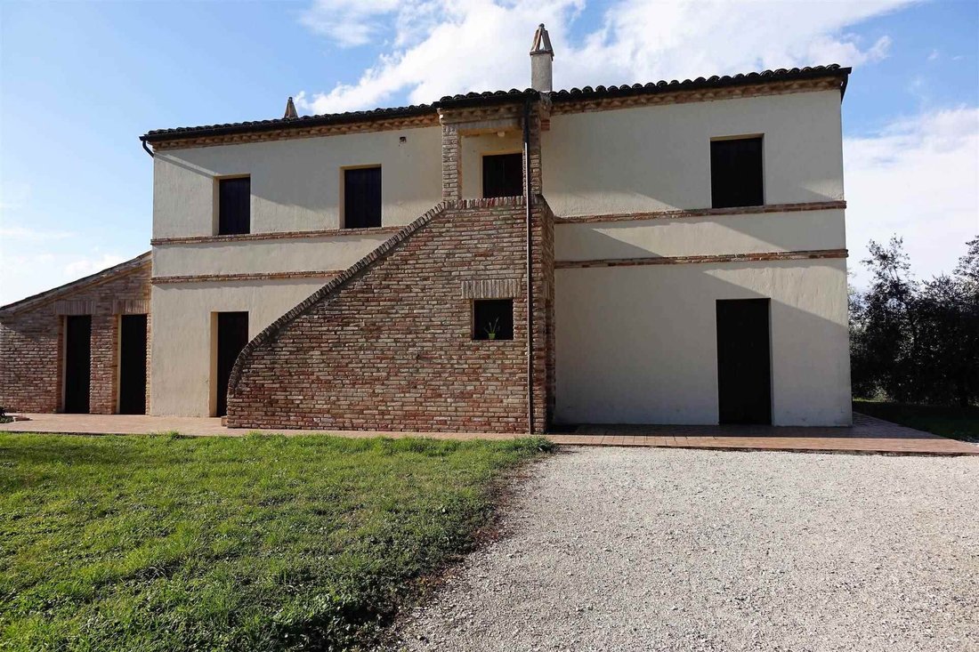 House in Victory Avenue, Iesi, Marche 3 - 16623022