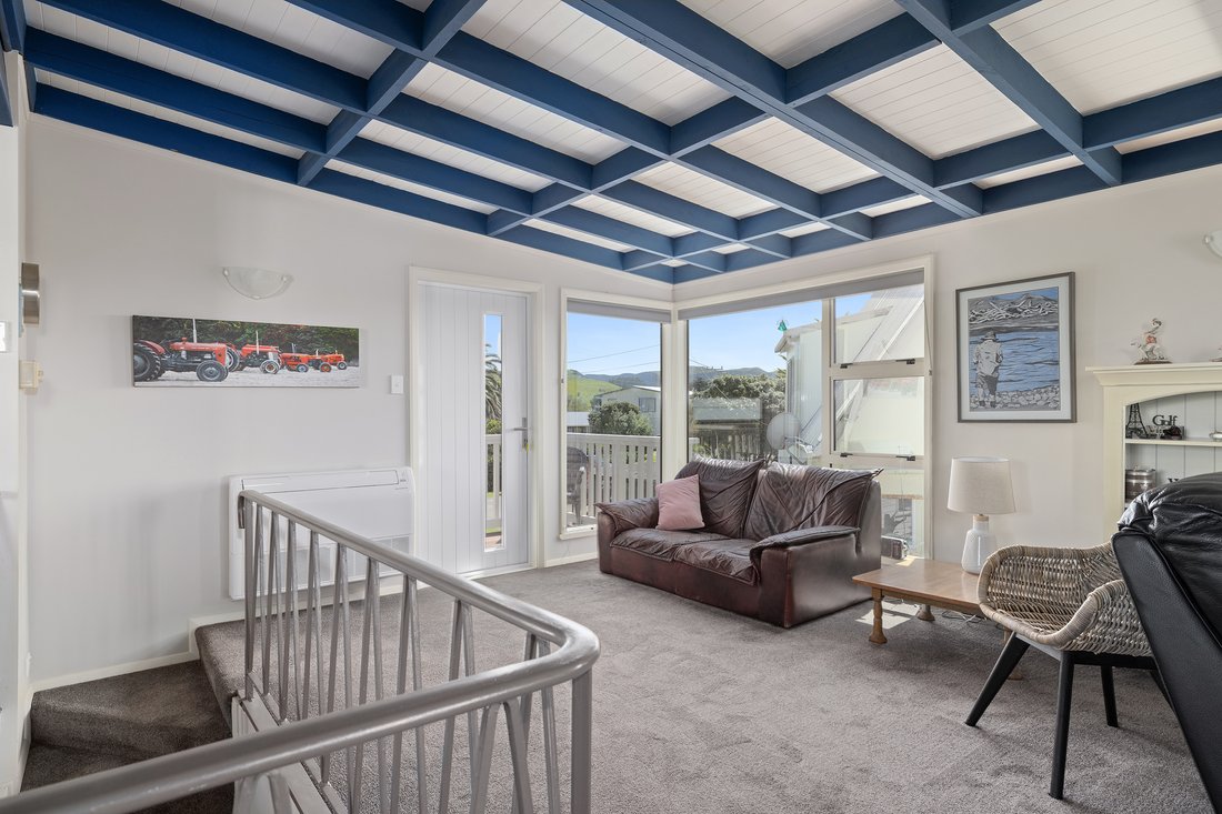 House in Riversdale Beach, Wellington, New Zealand 4 - 16626908