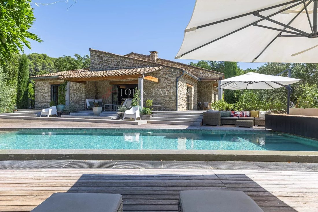 Estate in Ménerbes, Provence-Alpes-Côte d'Azur, France 3 - 16623421