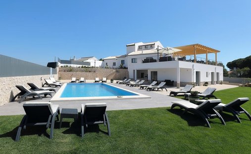 Villa in Praia dos Pescadores, Olhos de Agua, Portugal 1