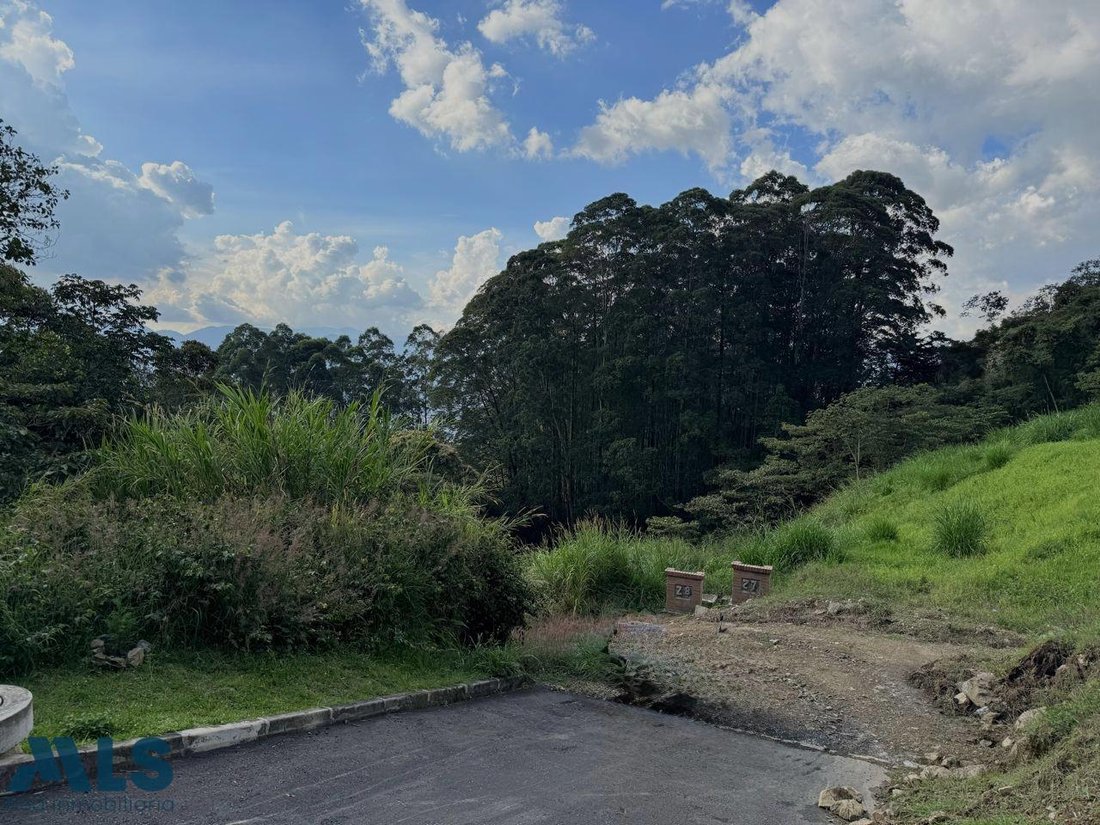 Land in Envigado, Antioquia, Colombia 4 - 16623786