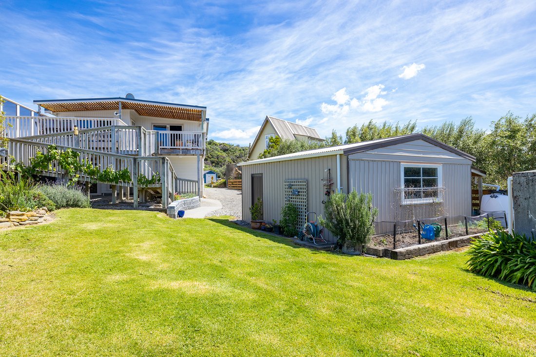 House in Riversdale Beach, Wellington, New Zealand 1 - 16626908