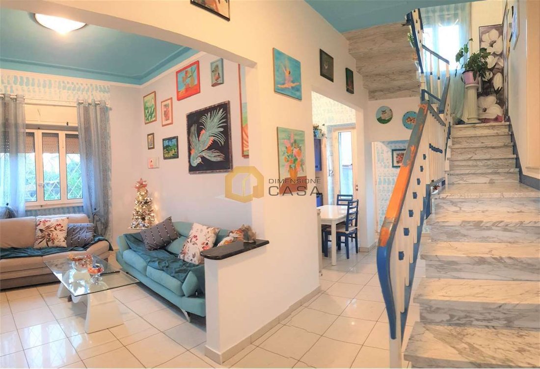 Villa in Lido di Camaiore, Camaiore, Tuscany 1 - 16585677