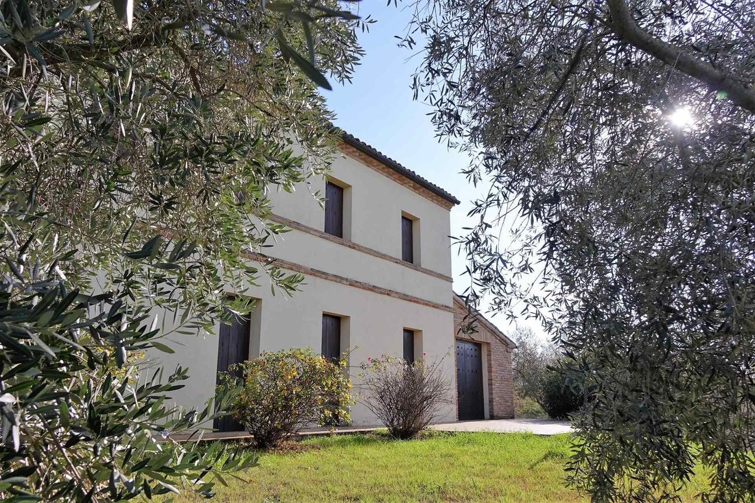 House in Victory Avenue, Iesi, Marche 1 - 16623022