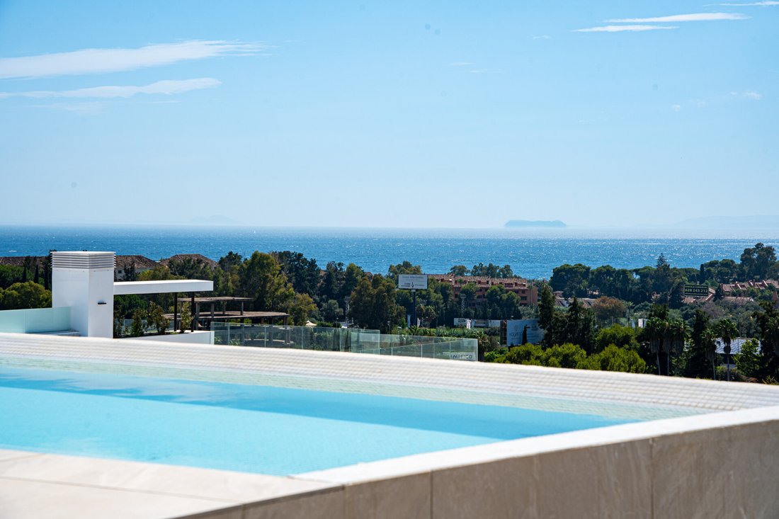 Penthouse in Marbella, Andalusia, Spain 3 - 16627093
